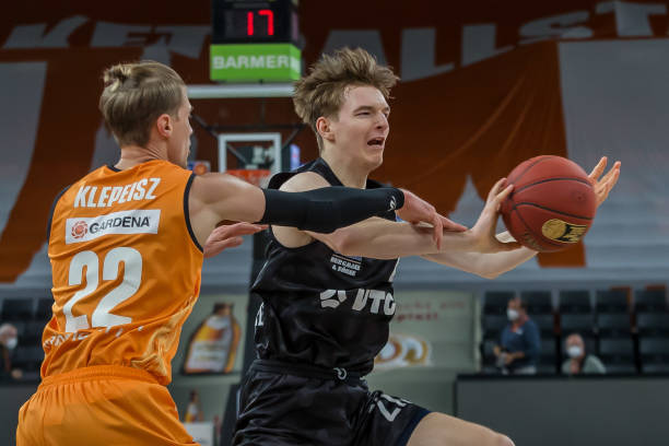 赛注入了更 赛注入了更