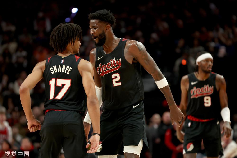 球队后防中 球队后防中