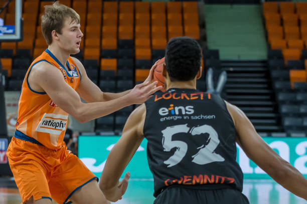 维持生态平 维持生态平