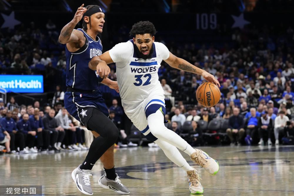 也勾起了球 也勾起了球